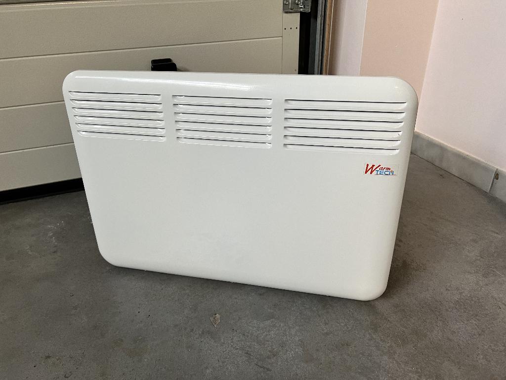 WANDCONVECTOR 1500W - "WARM TECH", Ophalen, Zo goed als nieuw