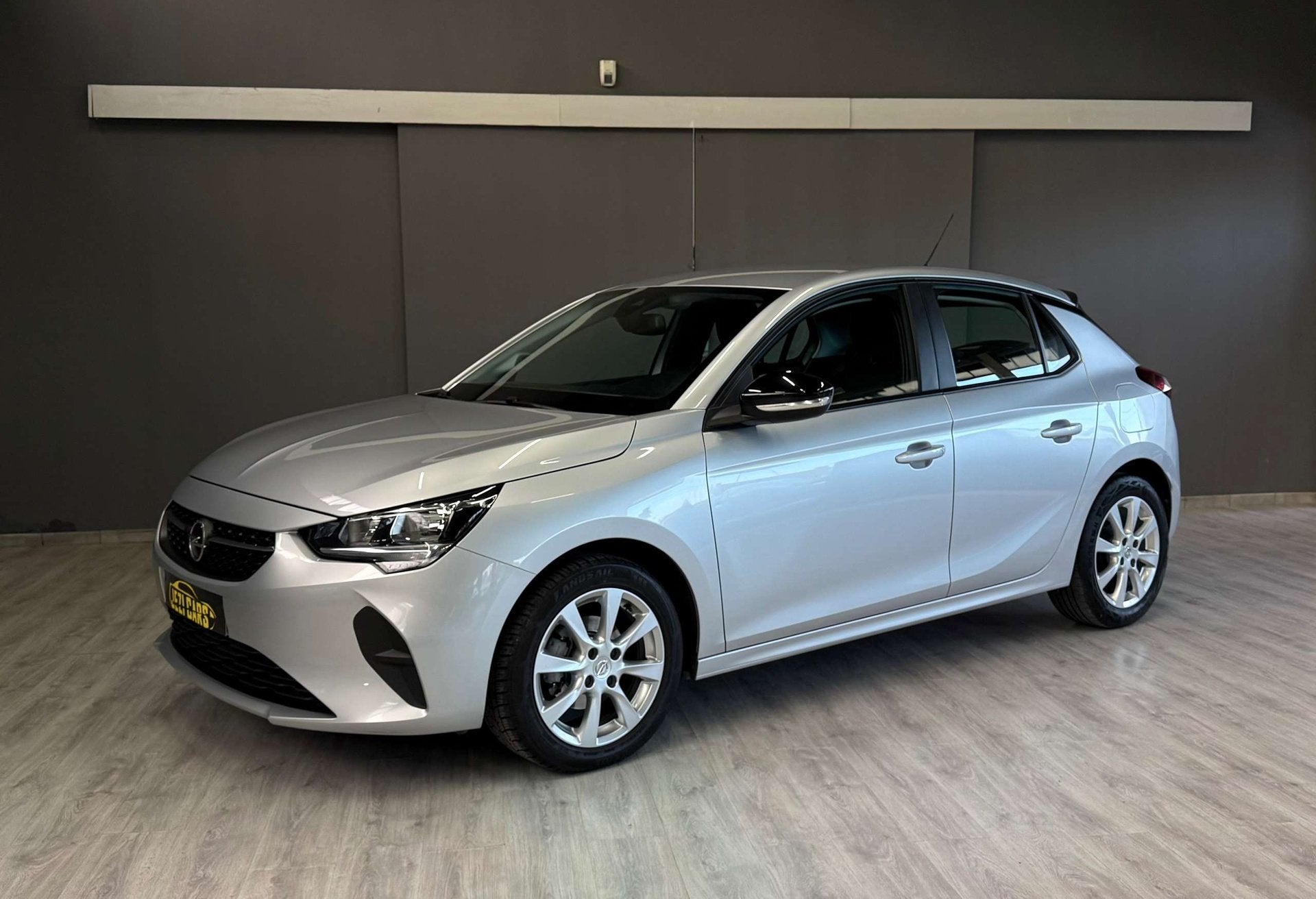 Opel Corsa Corsa 1.2i Edition S/S (EU6.4AP), Argent ou Gris, Ordinateur de bord, Euro 6, Entreprise