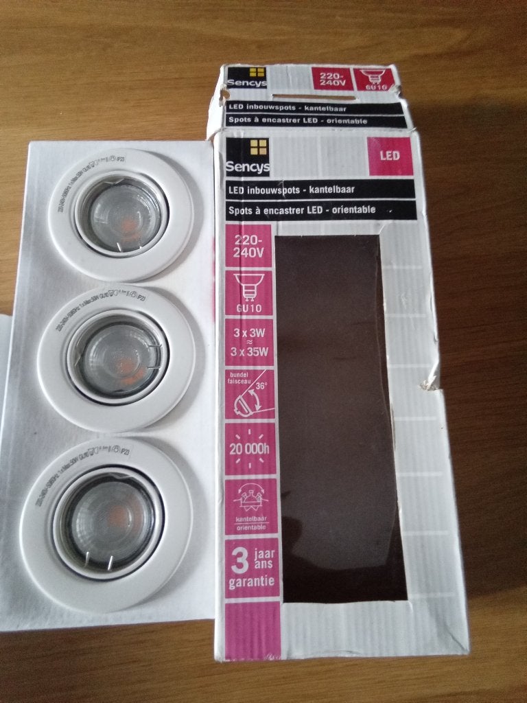 Lot de 3 spots led, Neuf, GU10, Spot encastrable, Enlèvement
