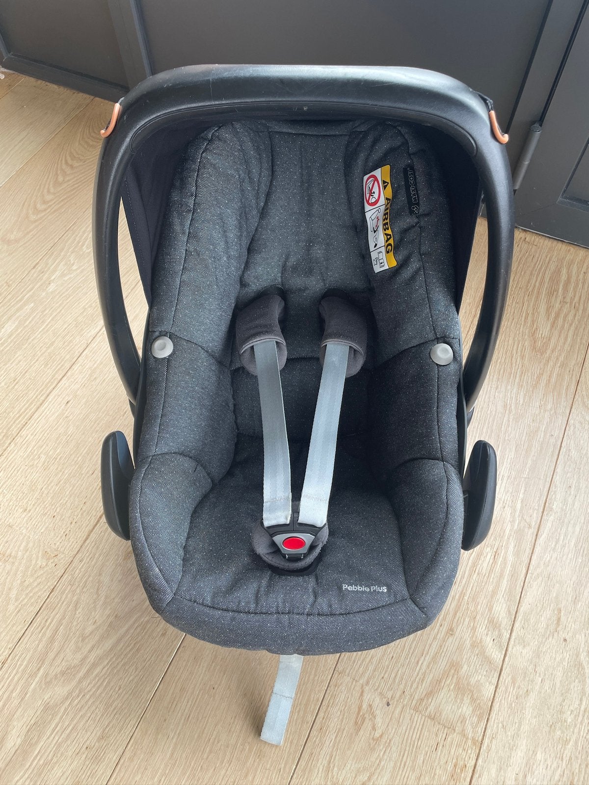 Maxi cosy Pebble Plus et base Isofix, Kinderen en Baby's, Ophalen, Zo goed als nieuw, Maxi-Cosi, Isofix