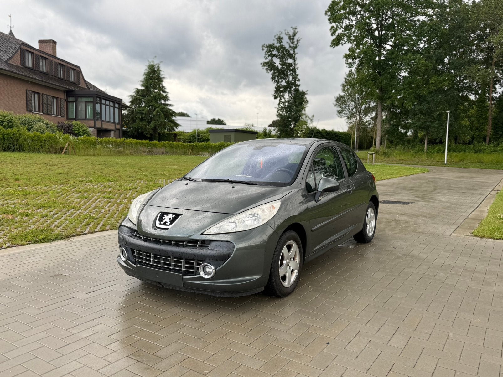 Peugeot 207 1.4 benzine gekeurd, Autos, Achat, Capteur de lumière, Carnet d'entretien, Particulier