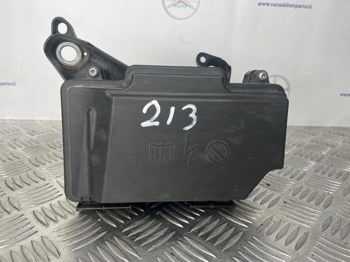 Boîte à fusibles d'un Mercedes C-Klasse, -, 3 mois de garantie, Utilisé, -