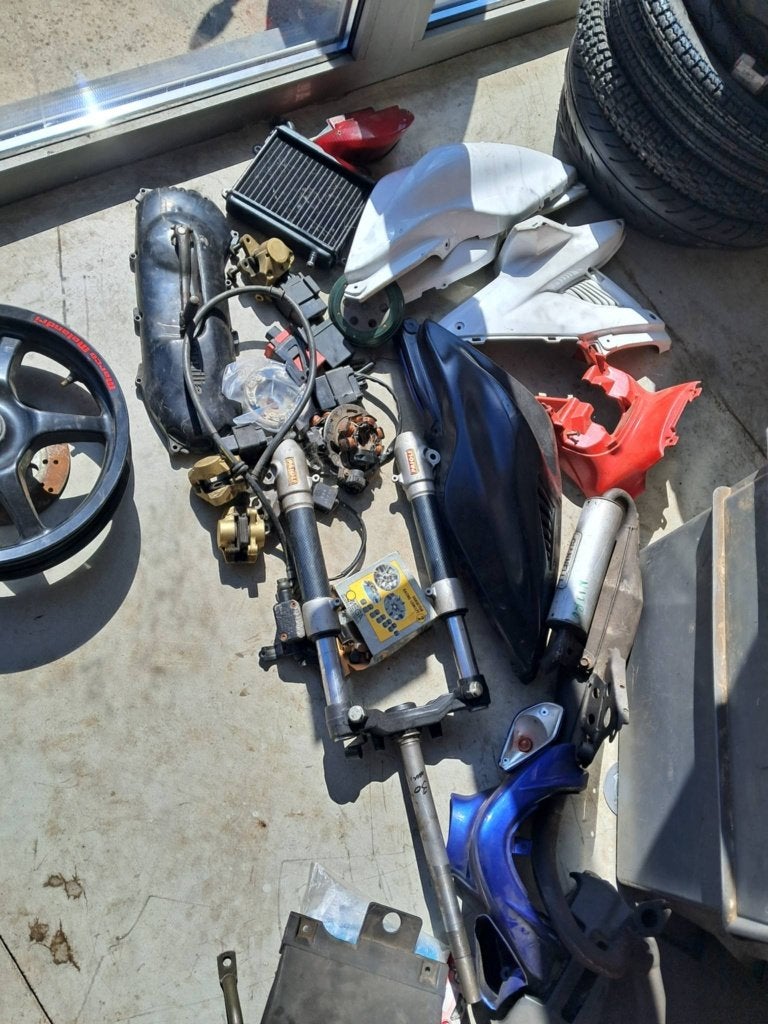Nitro pièces, Fietsen en Brommers, Brommeronderdelen | Scooters, Ophalen, Nitro, Gebruikt, Overige typen