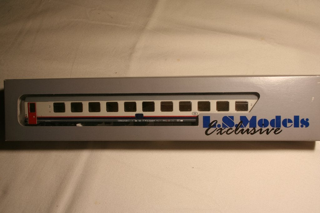 LS Models 12020 (HO,DC) Rijtuig I10B Airco NMBS / SNCB, Hobby & Loisirs créatifs, Trains miniatures | HO, Autres marques, Enlèvement ou Envoi