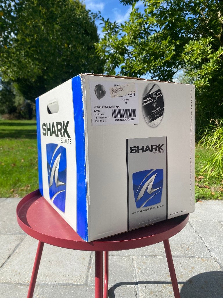 Splinternieuwe Shark - Street Drak motorhelm - Mat zwart, Motoren, M, Shark, Overige typen, Ophalen