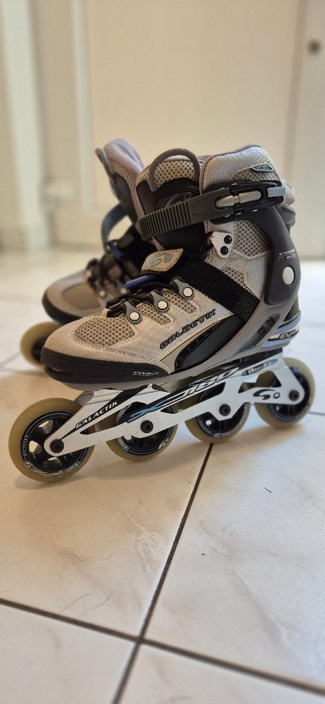 Rollers, Sports & Fitness, Enlèvement, Comme neuf, Femmes