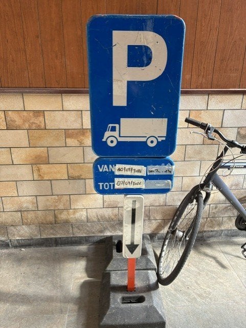 Parkeerverbod set E9c -werfwagen, Ophalen, Gebruikt