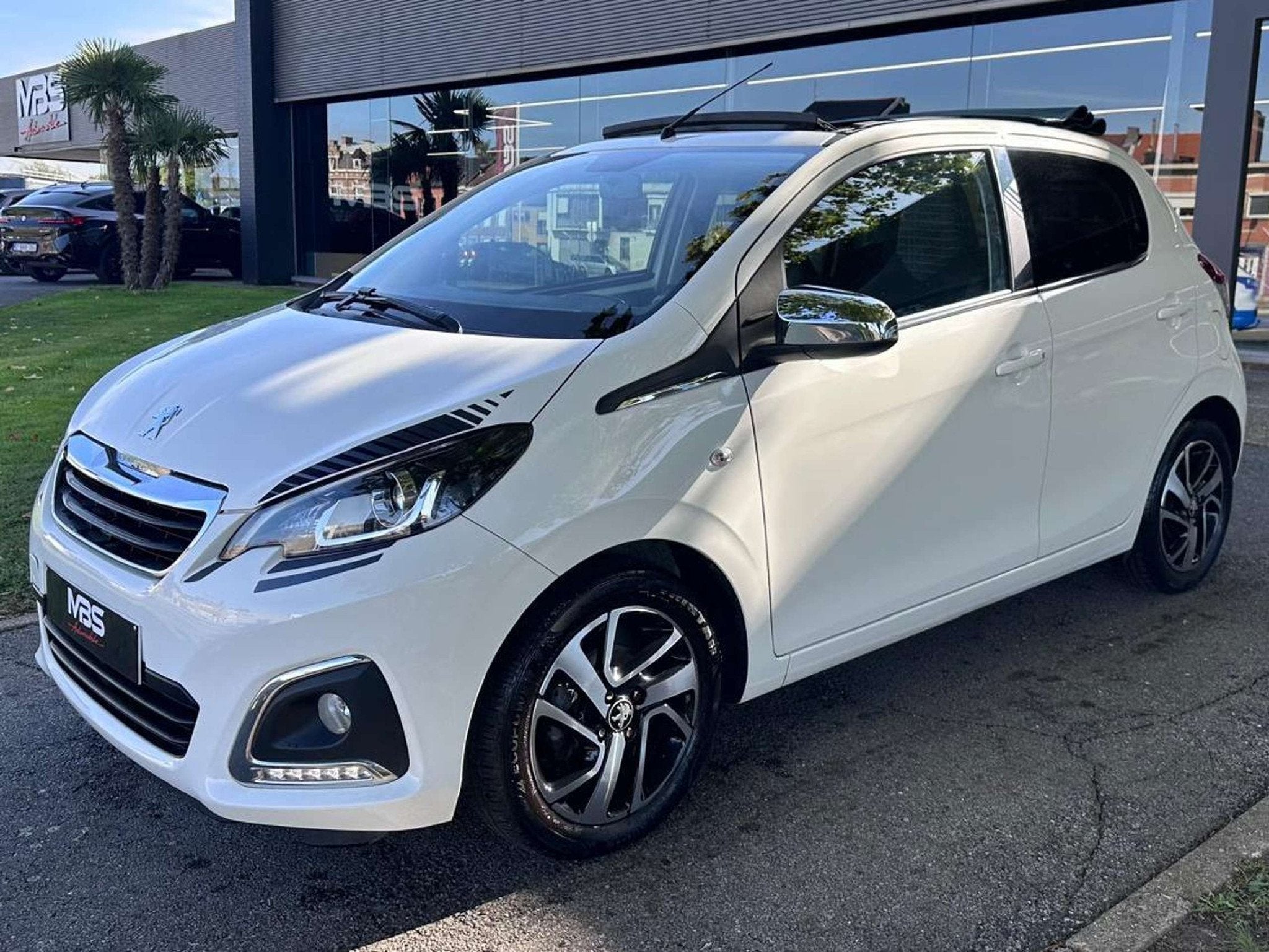 Peugeot 108 *1.0 * VTI * * CLIM DIGITAL* NAVI* TOIT OUVRANT*, Auto's, Voorwielaandrijving, 4 zetels, Stof, Gebruikt
