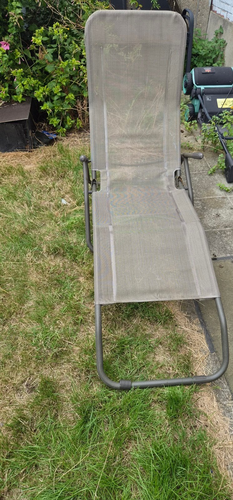 lig stoel voor in tuin, Tuin en Terras, Ophalen