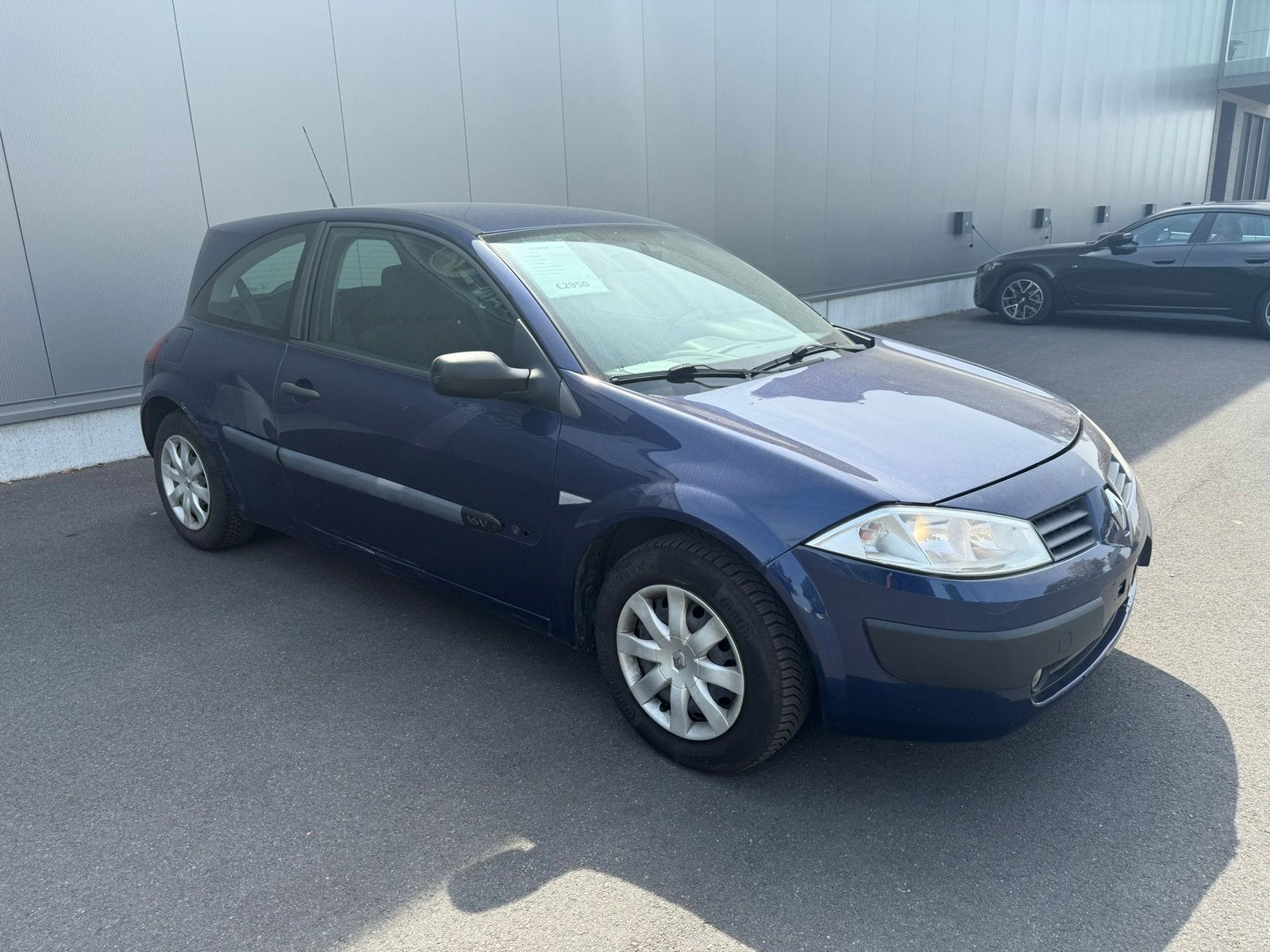 Renault | 97 000 km | Nouvelle courroie de distribution, Achat, Entreprise, Boîte manuelle, Noir