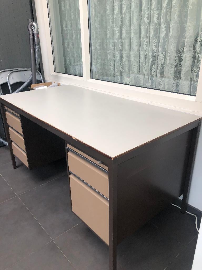 bureautafel, Enlèvement, Comme neuf, Métal