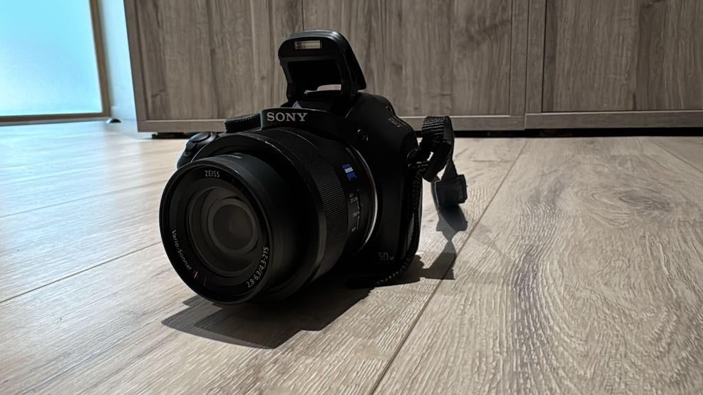 Sony DSC-HX350, TV, Hi-fi & Vidéo, Appareils photo numériques, Enlèvement ou Envoi, Compact, Utilisé, 8 fois ou plus