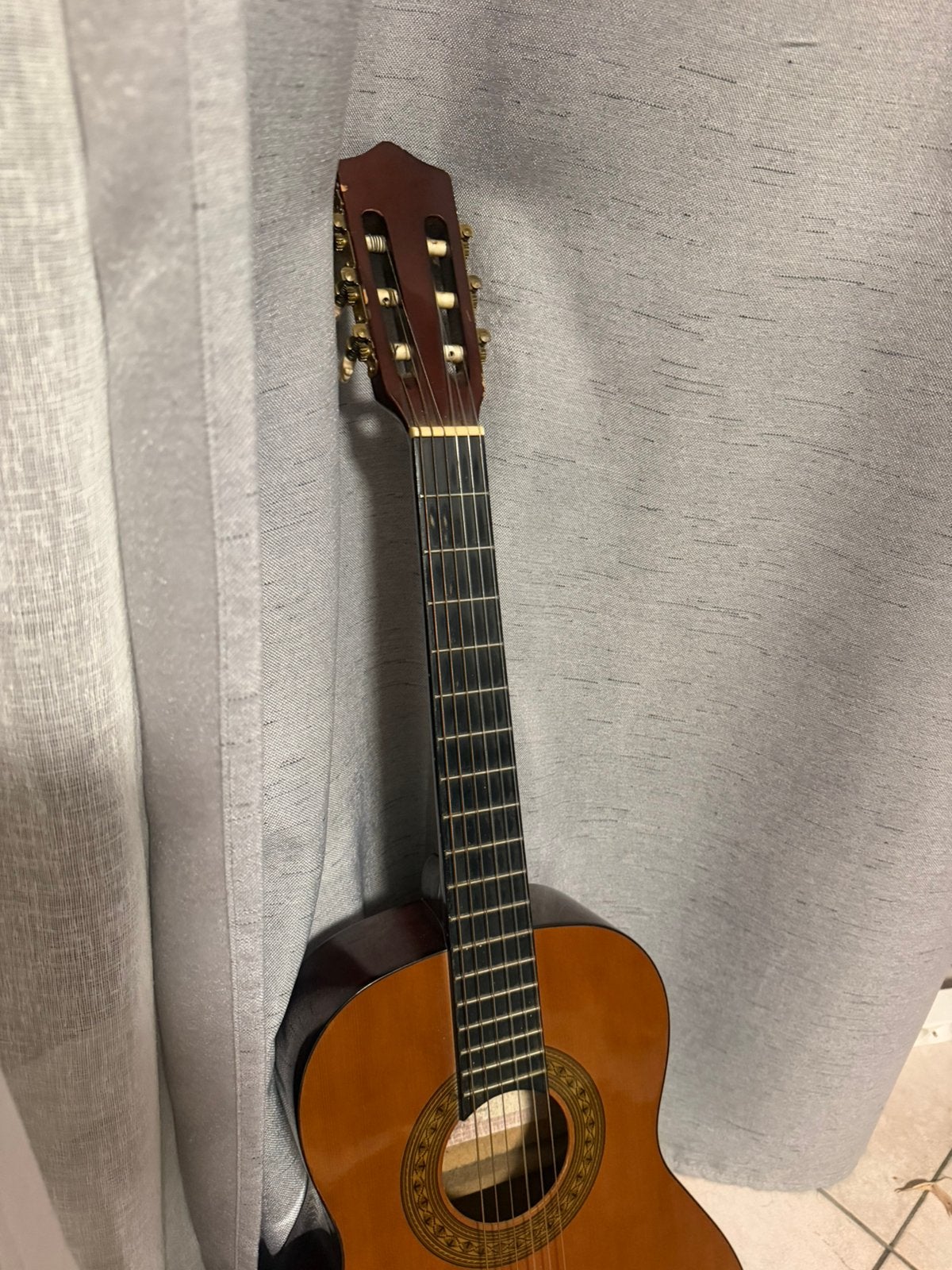 Guitare classique Elega C-56 — bon état, Enlèvement ou Envoi, Utilisé, Guitare classique ou espagnole
