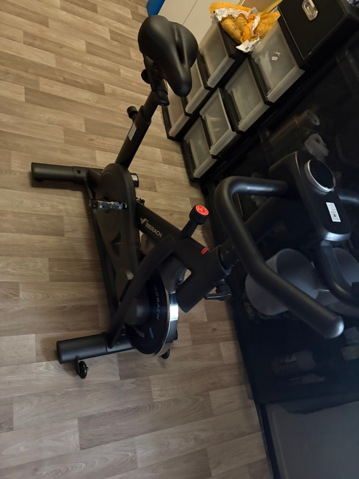 Hometrainer, Sports & Fitness, Appareils de fitness, Enlèvement, Comme neuf, Métal, Vélo d'appartement
