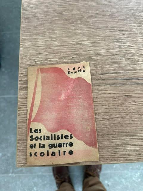 Léon Degrelle, les socialistes et la guerre scolaire, Leon Degrelle, Enlèvement ou Envoi, Avant 1940, Général