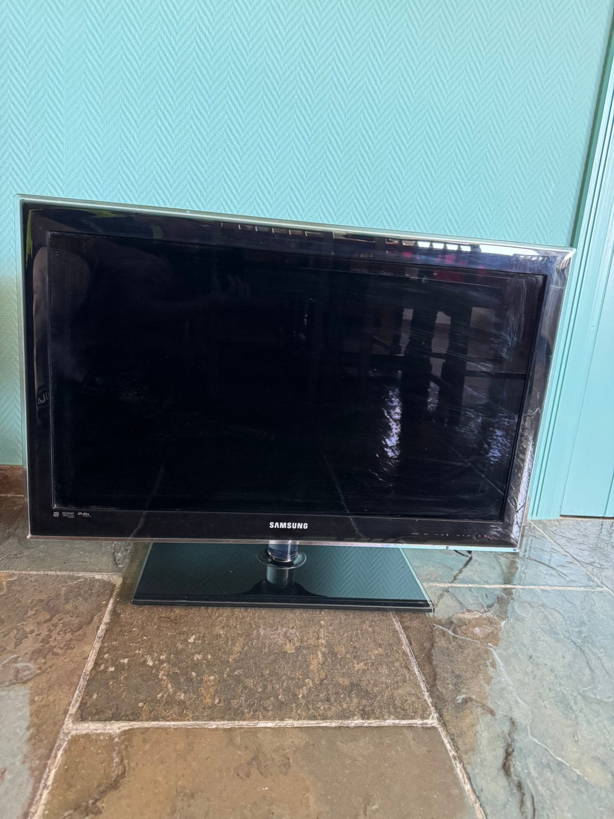 Samsung televisie 32inch, TV, Hi-fi & Vidéo, Câbles audio & Câbles de télévision, Enlèvement ou Envoi, Comme neuf