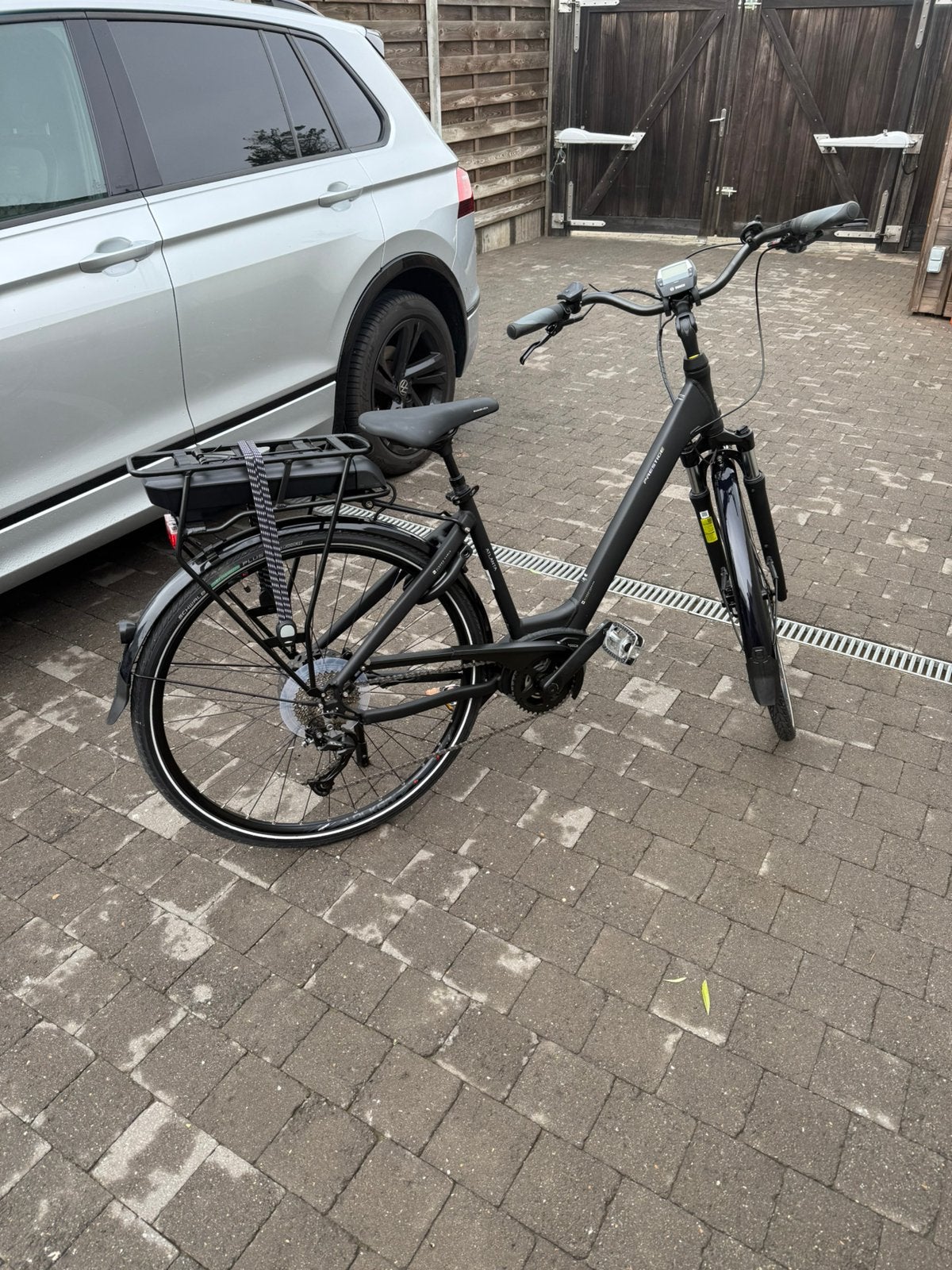 Splinternieuwe elzktrische fiets 2,5 km bosch, Ophalen, 47 tot 50 cm, Versnellingen, Nieuw