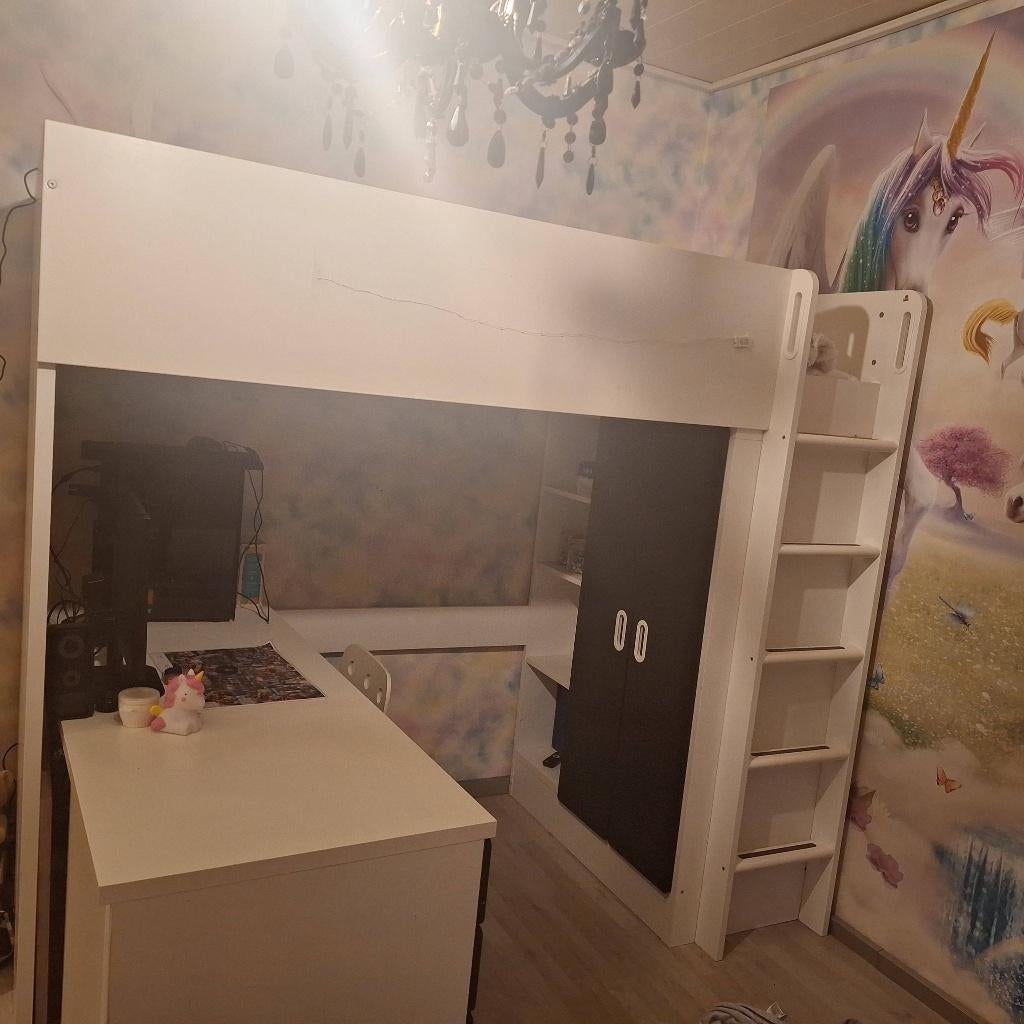 Slaapkamer ikea bed bureau en kast ineen, Ophalen, Gebruikt, Eenpersoons, Modern wit zwart
