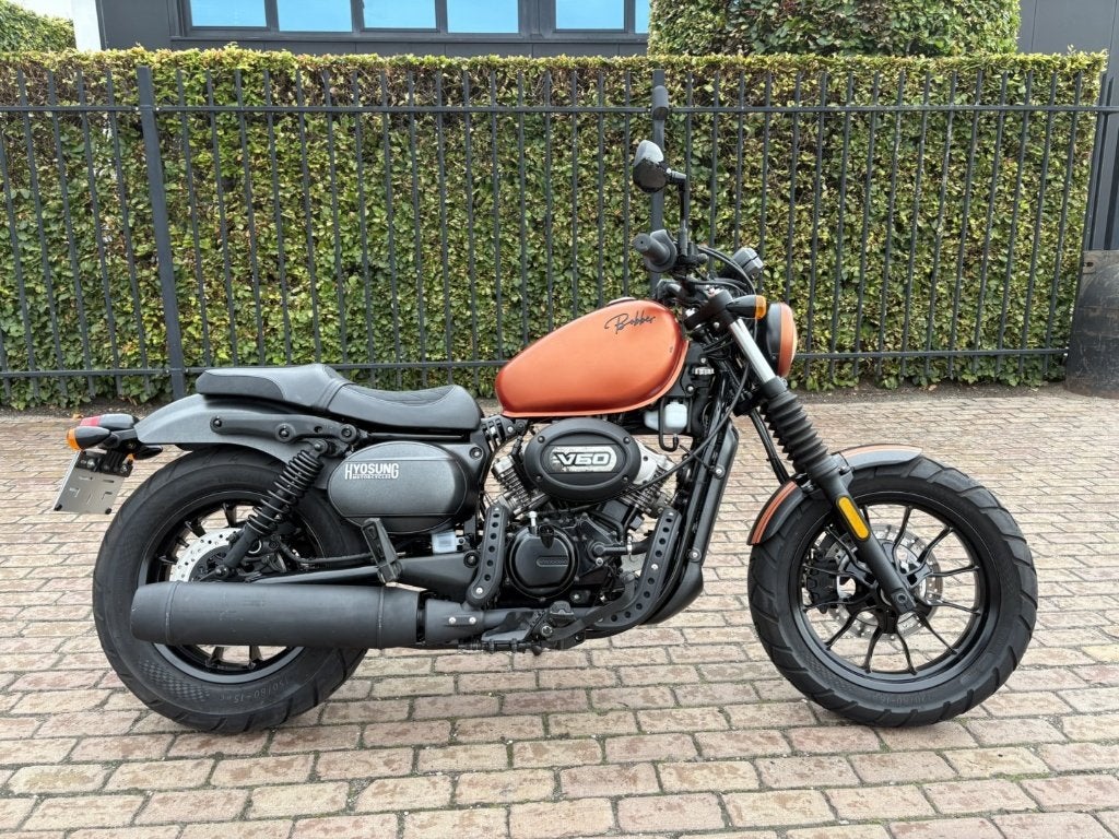 Hyosung Bobber 125, Entreprise, Occasion, 2 cylindres, Manuelle