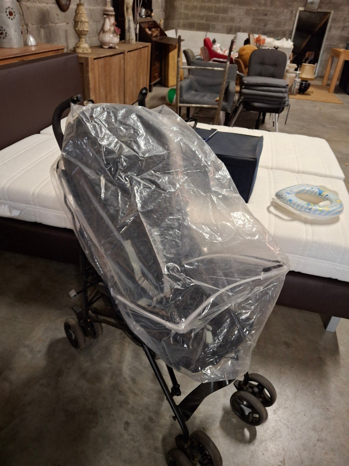Baby/kinder buggy met afdekhoes voor de regen in goede staat, Enlèvement, Utilisé, Protection de pluie