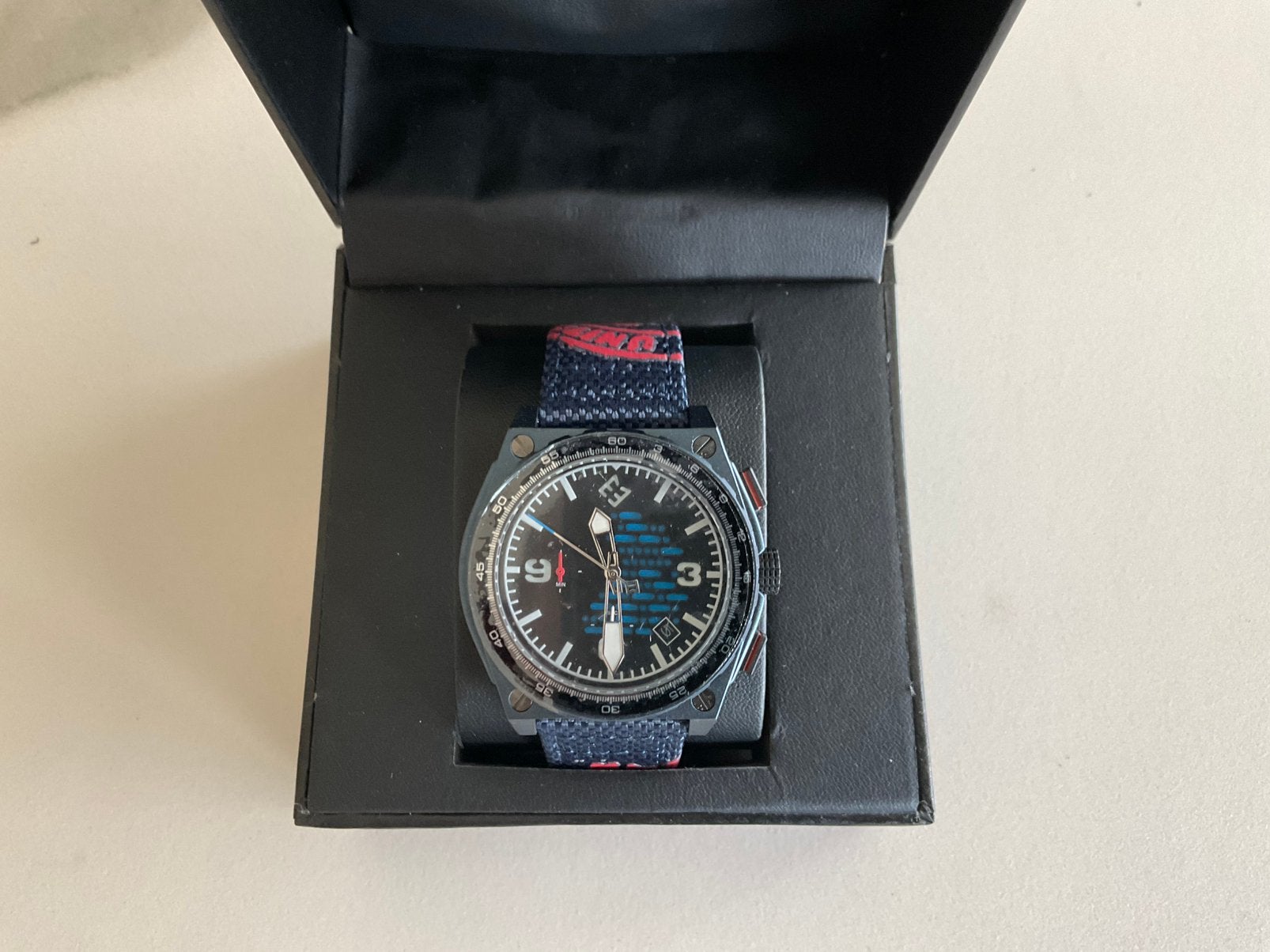 Herenhorloge alpha sierra, Handtassen en Accessoires, Ophalen of Verzenden, Nieuw