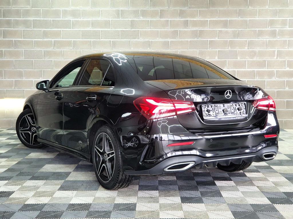Mercedes-Benz A-Klasse 180 DIESEL 116CV - PACK AMG - BOI, Auto's, 4 deurs, Gebruikt, 4 cilinders, 116 pk