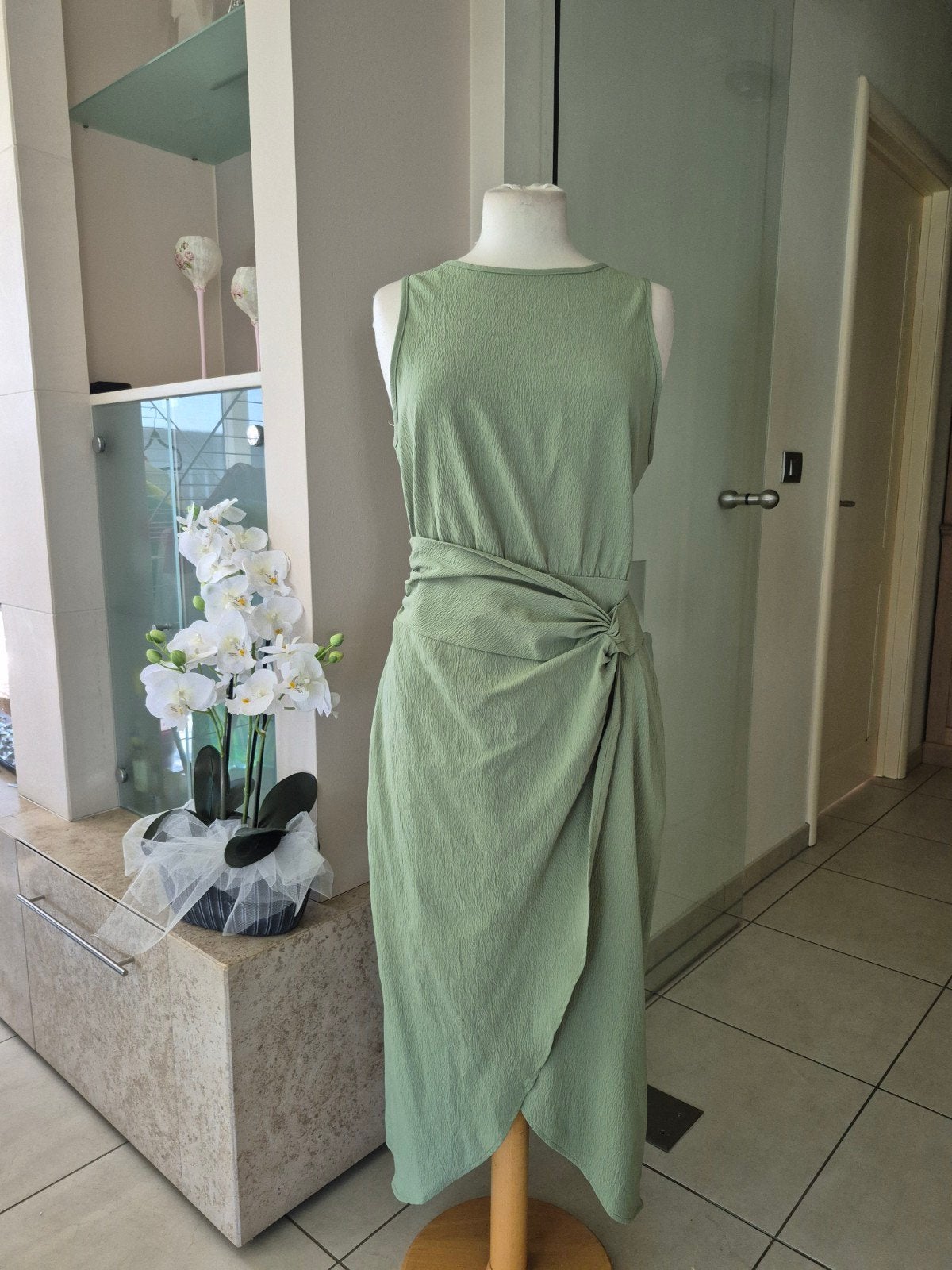 Kleed NIEUW, Kleding | Dames, Jurken, Ophalen of Verzenden, Maat 38/40 (M)