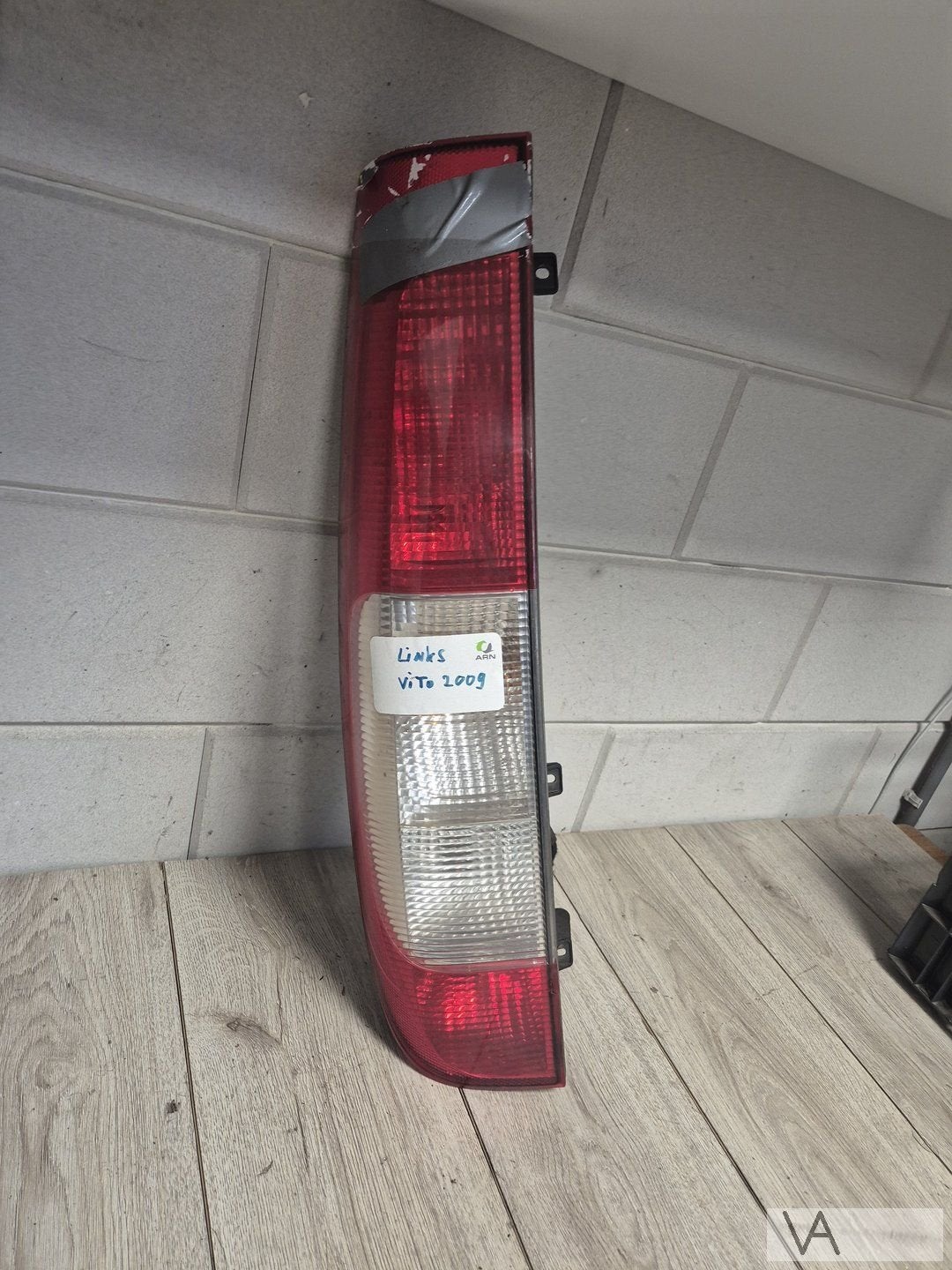 Mercedes Vito W639 2003 - 2014 achterlicht links kraakje €40, Utilisé, -, -, Enlèvement ou Envoi