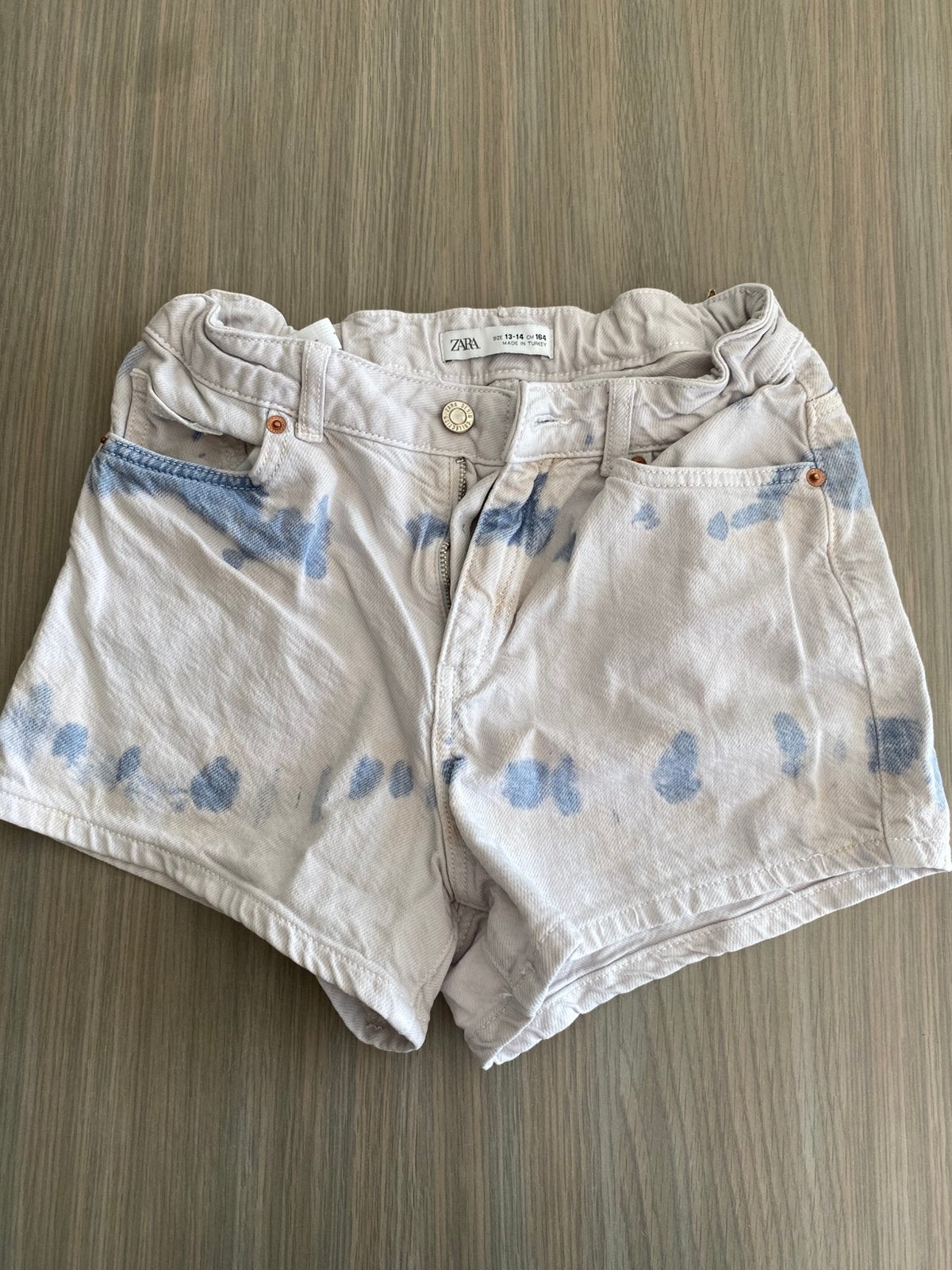 Zara meisjes short maat 10-12j, Ophalen, Zo goed als nieuw