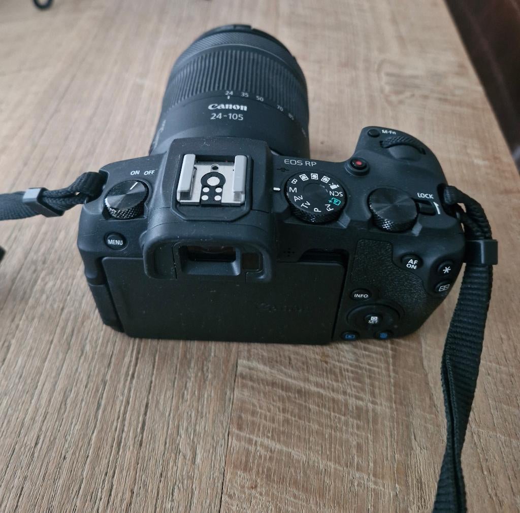Canon EOS RP + 24-105 RF lens + extra batterij + lader, Canon, 4 à 7 fois, Compact, Comme neuf