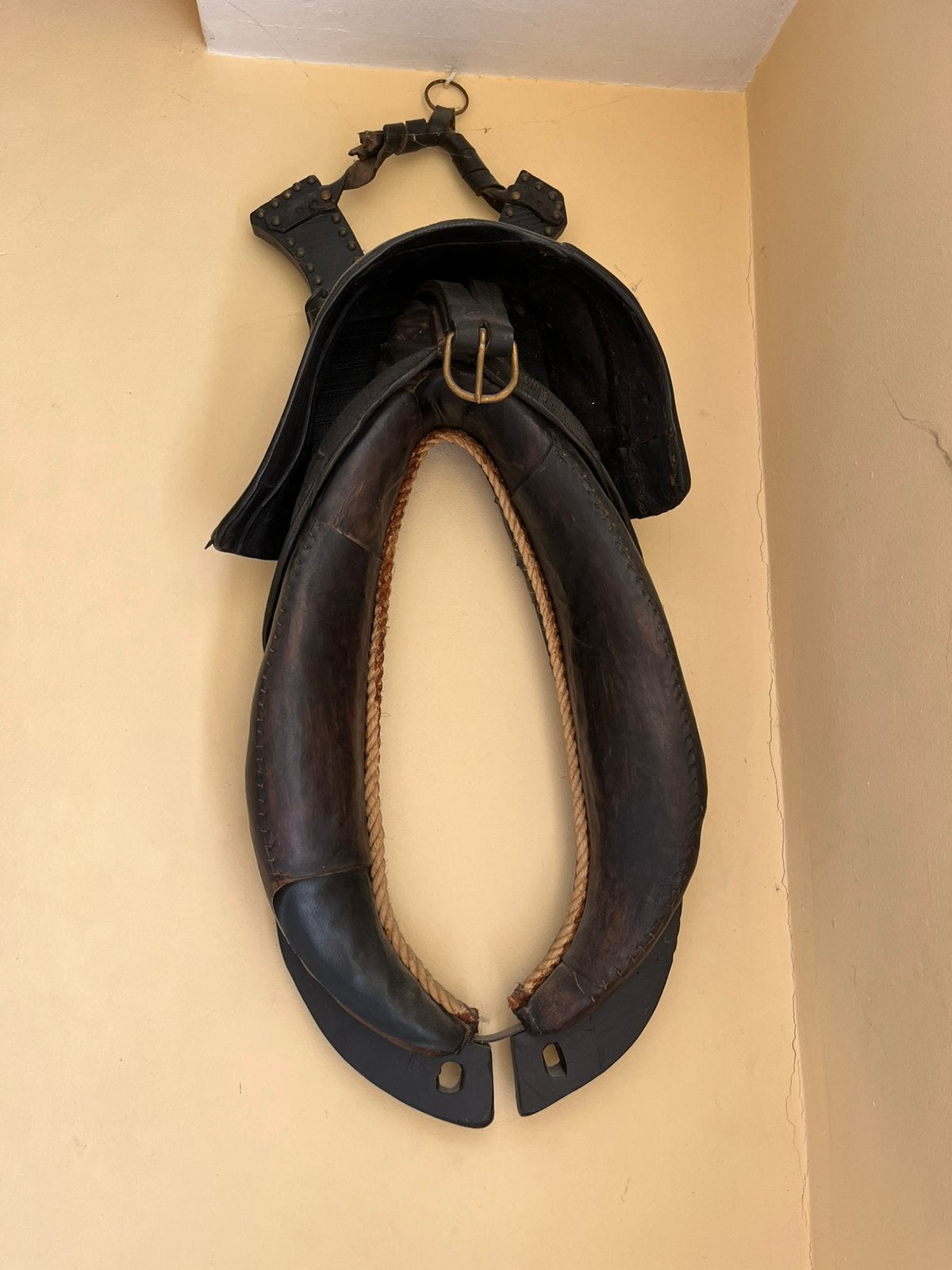Ancien collier d’attelage de cheval, Enlèvement ou Envoi