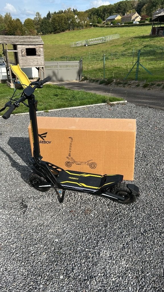 Freeboy j2 MAX, Enlèvement, Comme neuf, Step électrique (E-scooter), FREEBOY