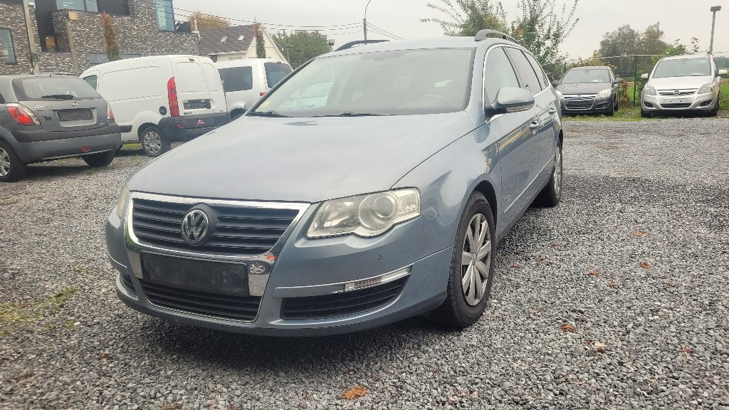 vw passat 1.6TDI AIRCO PDC NAVIGATIE TREKHAAK 2009, Auto's, Voorwielaandrijving, Stof, 4 cilinders, 1600 cc