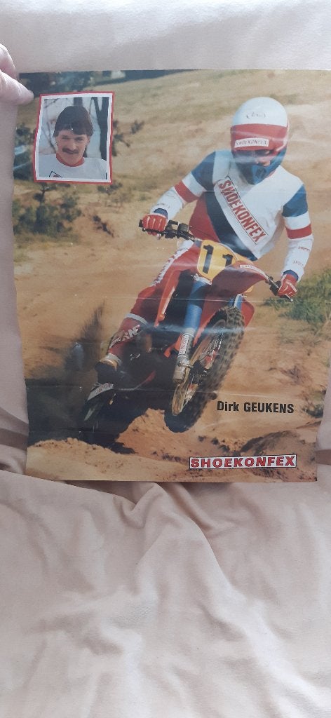 poster motorcross Dirk Geukens - Shoekonfex (gok +/- 1990), Ophalen of Verzenden, A1 t/m A3, Rechthoekig Staand, Sport