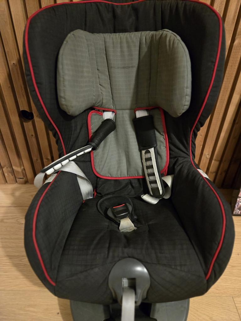 PORSCHE KINDERSTOEL JUNIOR G1, Ophalen, Gebruikt, Isofix