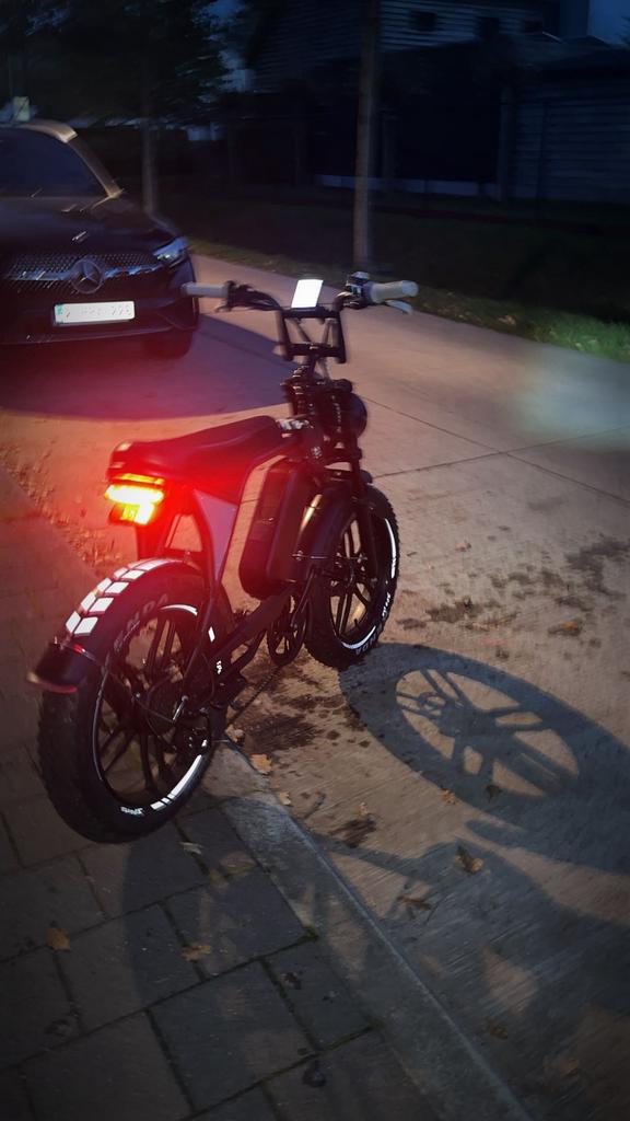 Fatbike v8 custom, Fietsen en Brommers, Brommers | Tomos, Ophalen, 6 versnellingen, Gebruikt, Overige modellen