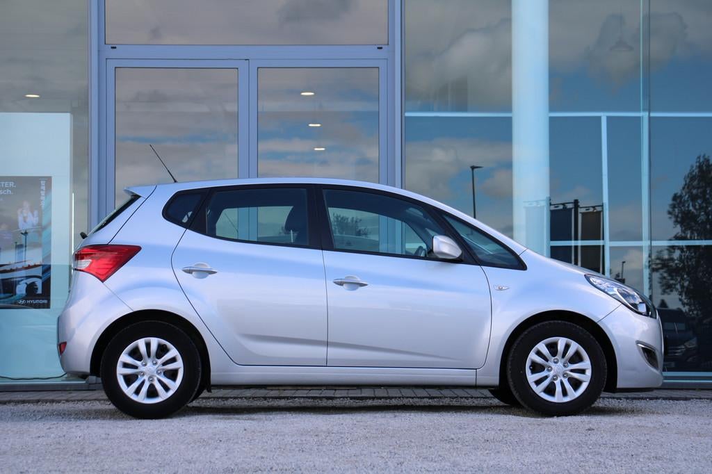 Hyundai ix20 1.4ISG Cool M5 *AC*VERSCH.ACHTERBANK*GARANTIE*, Auto's, Voorwielaandrijving, Stof, Gebruikt, 4 cilinders