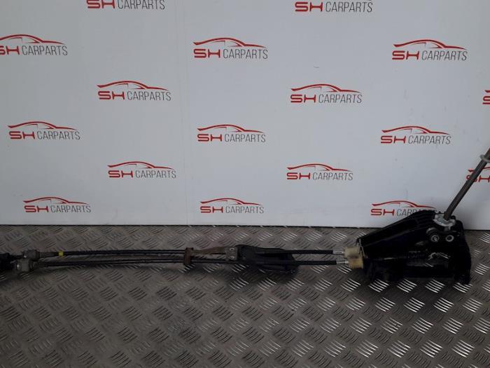 Timonerie de changement de vitesse d'un Toyota Yaris, -, 3 mois de garantie, Toyota, Utilisé