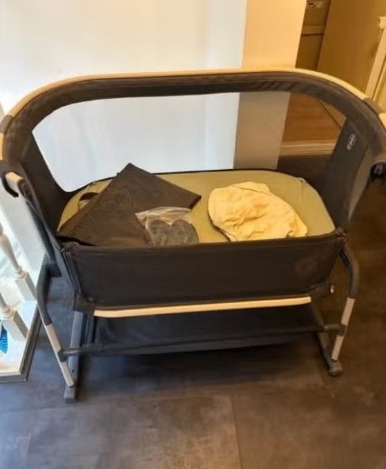 Maxi-Cosi Lora Air Co-Sleeper + matras & 2 hoeslakens, Kinderen en Baby's, Ophalen, Zo goed als nieuw