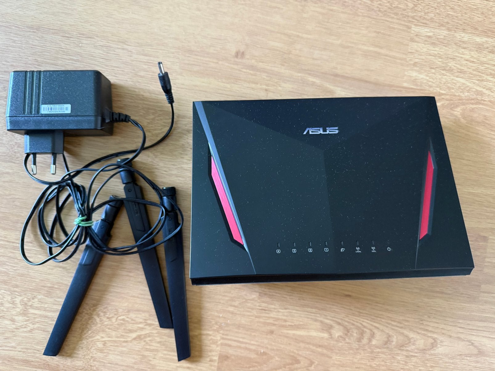 Asus AC2900 router, Informatique & Logiciels, Routeurs & Modems, Enlèvement, Utilisé