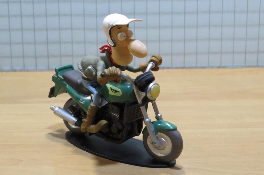 Joe Bar James Lee Rossbif Triumph 900 Trident 1:18 JB134 los, Collections, Statues & Figurines, Enlèvement ou Envoi, Neuf, Autres types