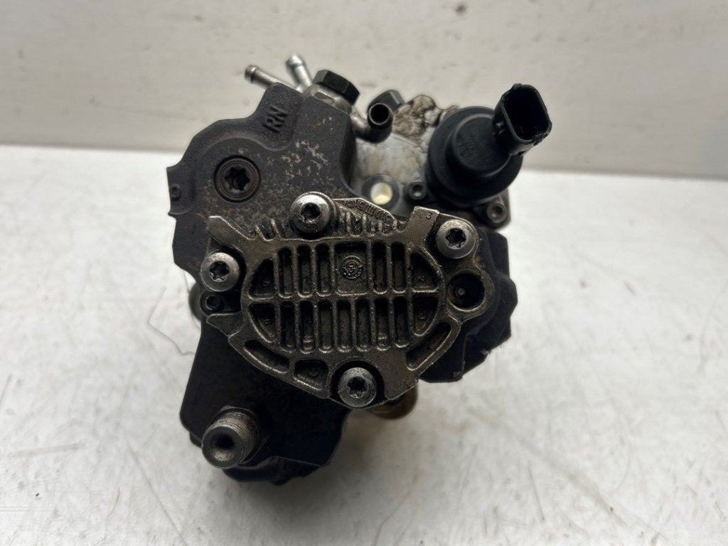 BRANDSTOFPOMP MECHANISCH Ford Fusion (01-2002/12-2012), Robert Bosch AG, Gebruikt, Ford, Robert-Bosch-Allee 1
74232  Abstatt, DE