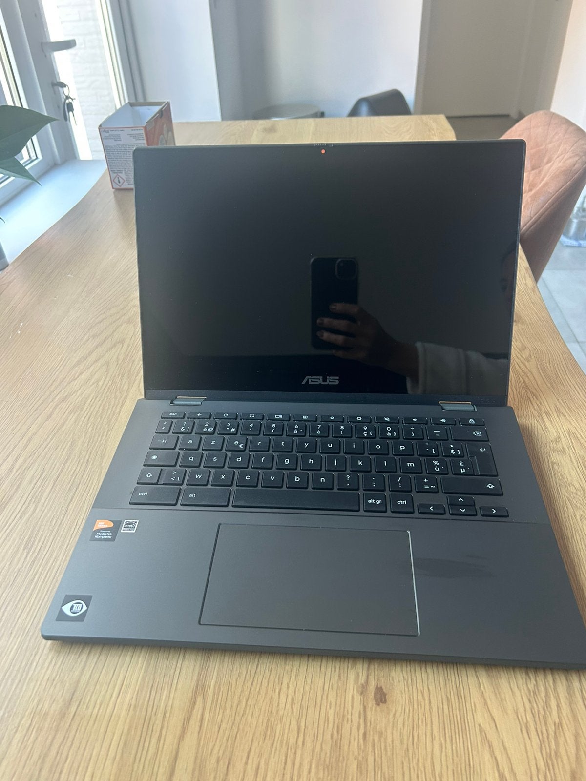 Chromebook  Flip met 4 GB RAM en 128 GB opslag., Computers en Software, Ophalen, Zo goed als nieuw, 128 GB