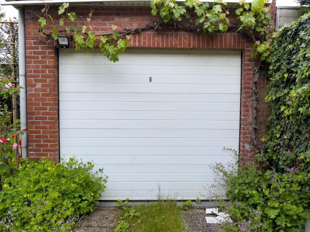 garagepoort, Ophalen, Kunststof, Gebruikt, 120 cm of meer