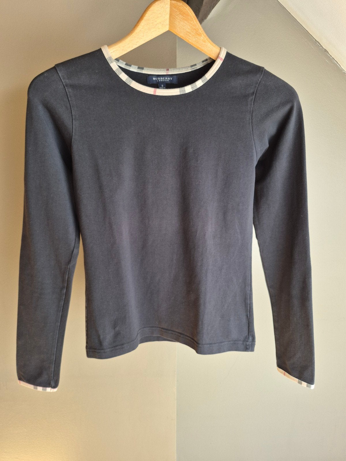 Burberry lichtgewicht T-shirt/top/trui maat S/36, Kleding | Dames, Topjes, Zwart, Ophalen of Verzenden, Zo goed als nieuw, Burberry