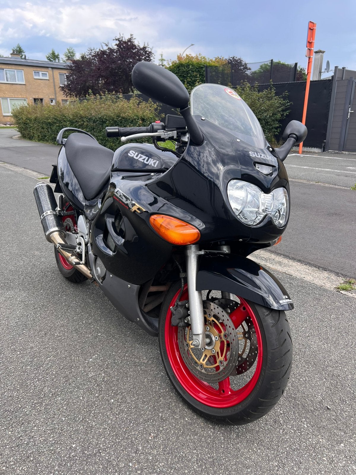 Suzuki GSX-F 750 recent onderhoud met maar 30.000km, Motoren, Motoren | Suzuki, Particulier, Toermotor, Ophalen