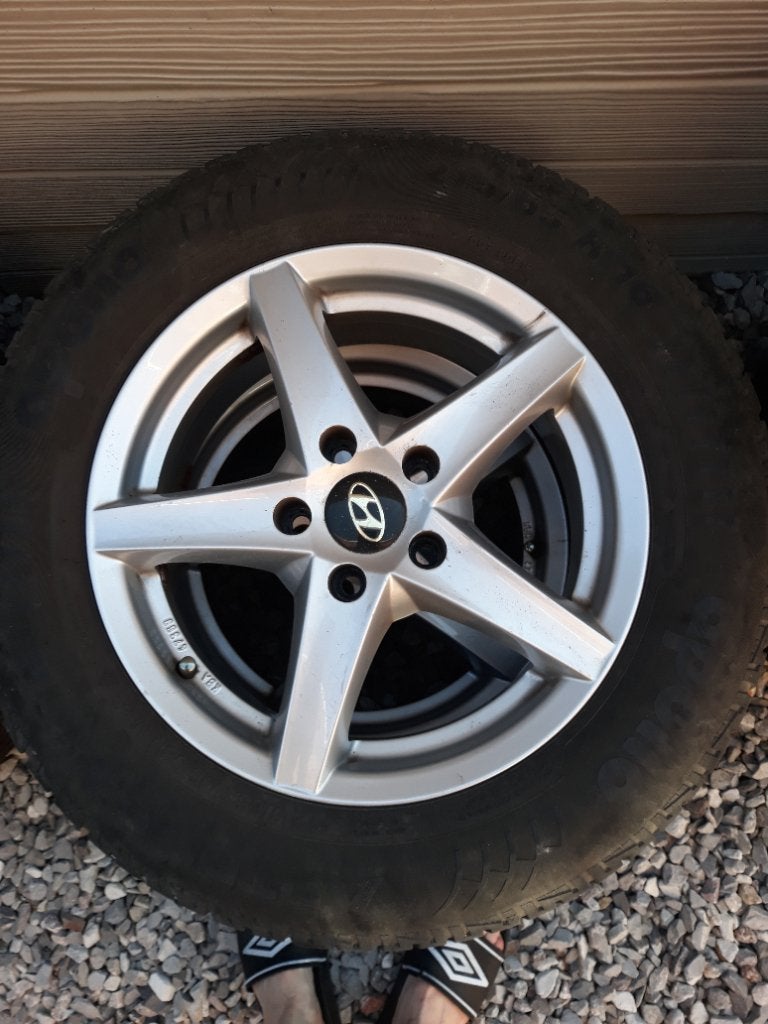 Jantes alu hyundai, Autos : Pièces & Accessoires, Pneus & Jantes, Enlèvement, Pneus hiver, Jante(s)
