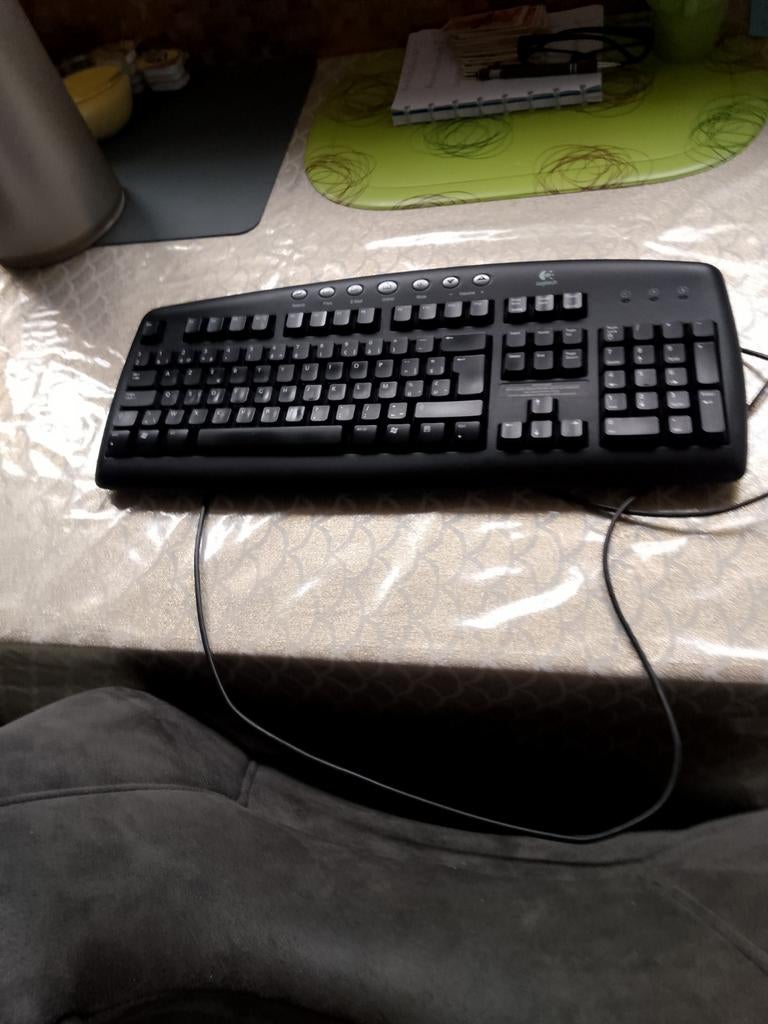 Toetsenbord, Enlèvement, Filaire