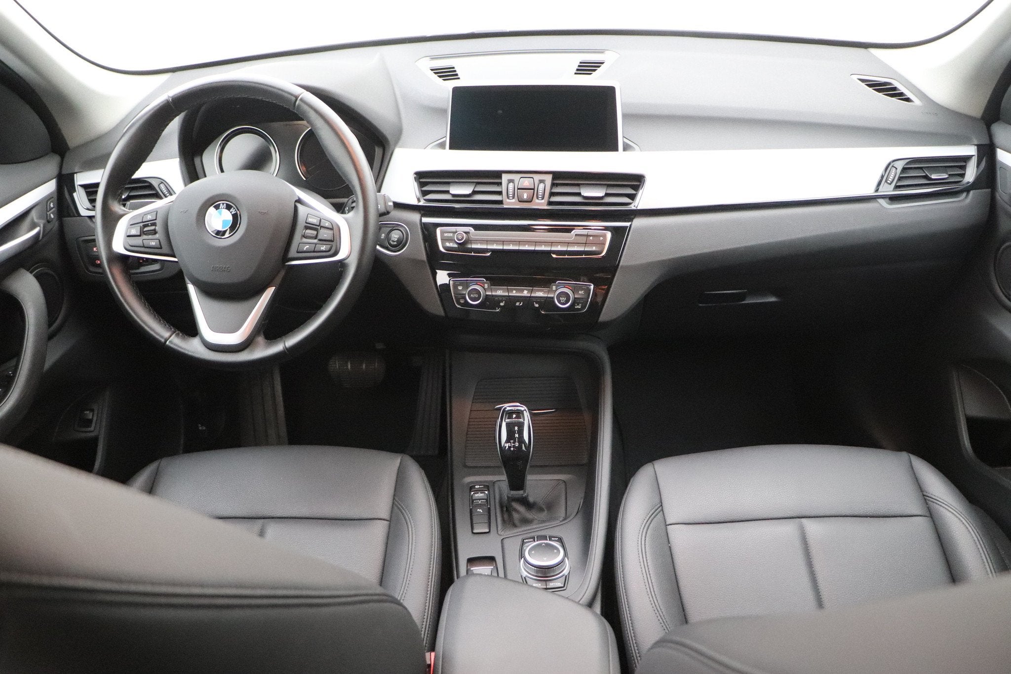 (2BBM522) BMW X1, Auto's, BMW, Bedrijf, Te koop, X1, ABS, Airbags, Airconditioning, Apple Carplay, Automatische klimaatregeling