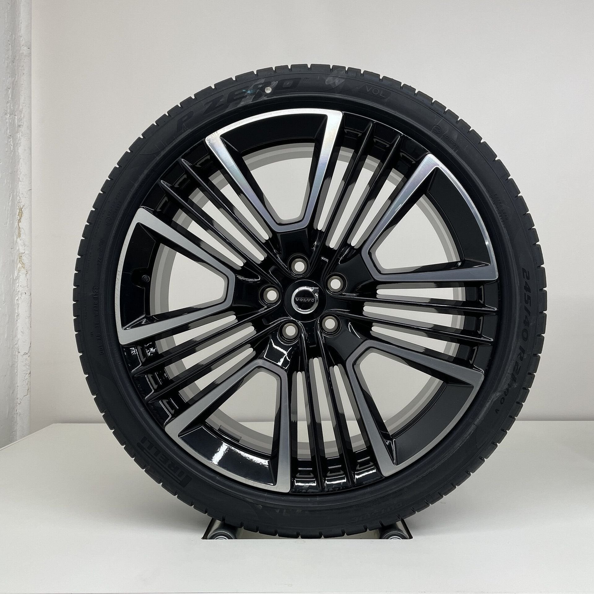 Volvo XC40 - 21 inch - zomerbanden NIEUW, Autos : Pièces & Accessoires, Pneus & Jantes, Neuf, Pneus et Jantes, 245 mm, Enlèvement ou Envoi